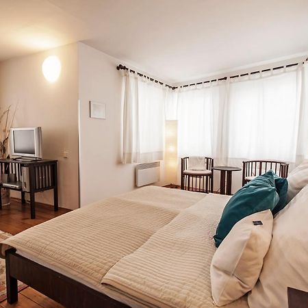 Domus Henrici Hotel Прага Екстериор снимка