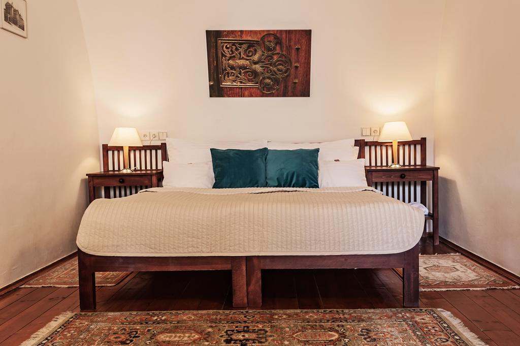 Domus Henrici Hotel Прага Екстериор снимка