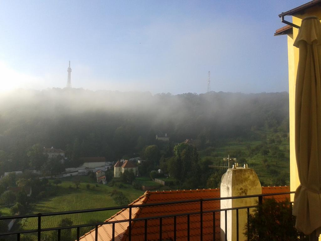 Domus Henrici Hotel Прага Екстериор снимка