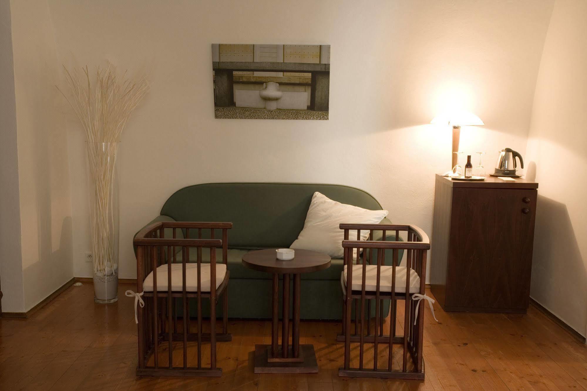 Domus Henrici Hotel Прага Екстериор снимка
