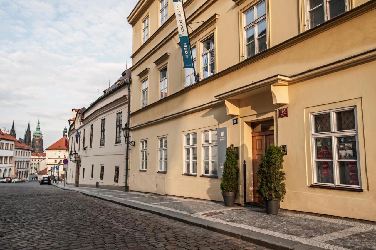 Domus Henrici Hotel Прага Екстериор снимка